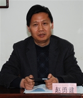 争做合格“关键少数”勇于担当    全面推进县域各项事业全面发展