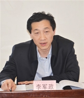  以法治建设推动行政新常态